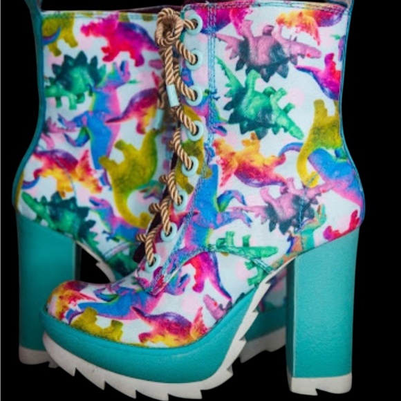 Rainbow Dinosaurs Irregular Choice Karrie Okey Boots size 5.5-6 Rare - 2016 NIB - Picture 1 of 7